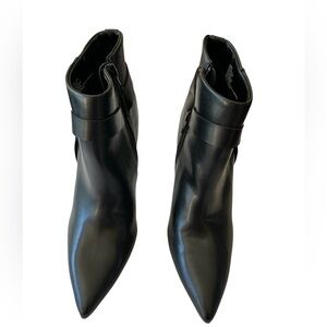 Shoe Dazzle Black Pointed Toe Ankle Booties